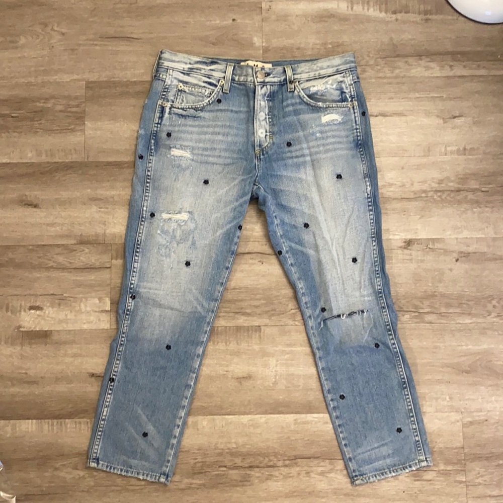 Amo embroidered jeans